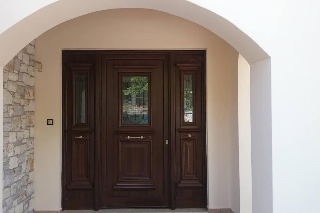 Villa Ria Kalavryta Exteriör bild