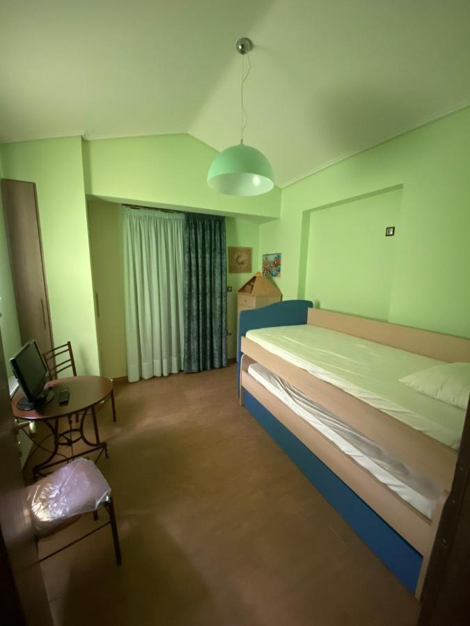 Villa Ria Kalavryta Exteriör bild