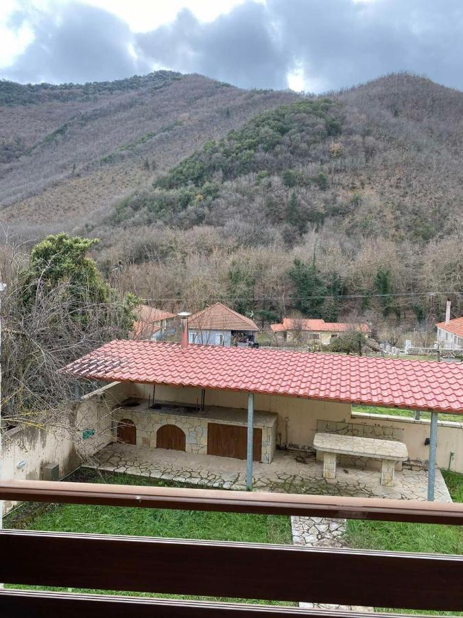 Villa Ria Kalavryta Exteriör bild